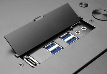 Lian Li PC-A77F — большой алюминиевый корпус для ПК с разъемами USB 3.0